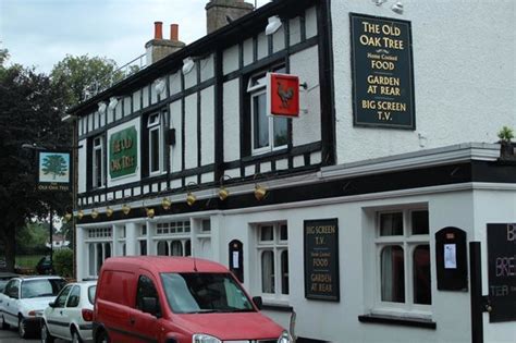 OYO OLD OAK TREE INN (Southall) - Inn Reviews, Photos, Rate Comparison ...