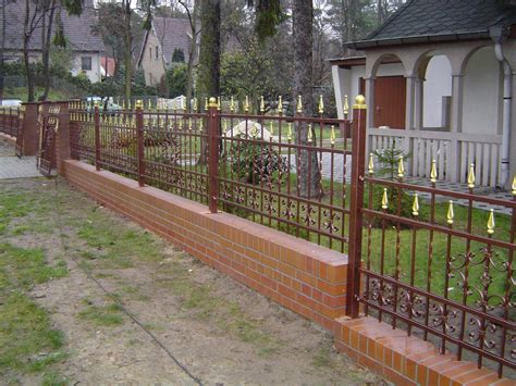 Zäune Tore Gitter Geländer Treppen aus Polen direkt ab Werk in Dębno ...