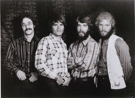 ODISSÉIAROCK: ANOS 60 CREDENCE CLEARWATER REVIVAL OS REVOLUCIONARIOS DO ...