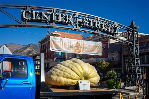 Giant Pumpkin Festival rolls onto Center Street - The Utah Statesman