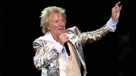 How Old Is Rod Stewart? A Look At The Rock Icon’s Age In 2026