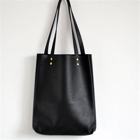 Shop Genuine Leather Tote Bags For Women Online - Kinnoti