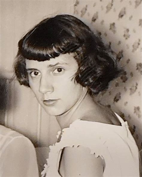 Obituary Listing | Hollinger Funeral Home