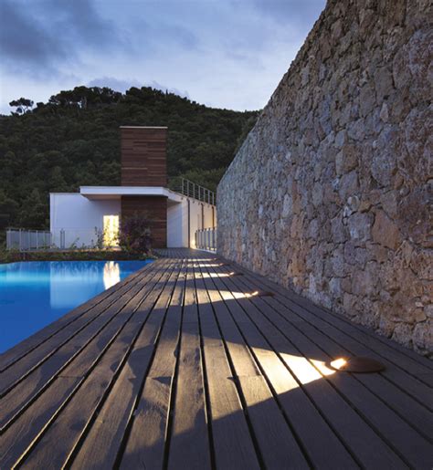 In-Ground Luminaire - 1/2/4 Way