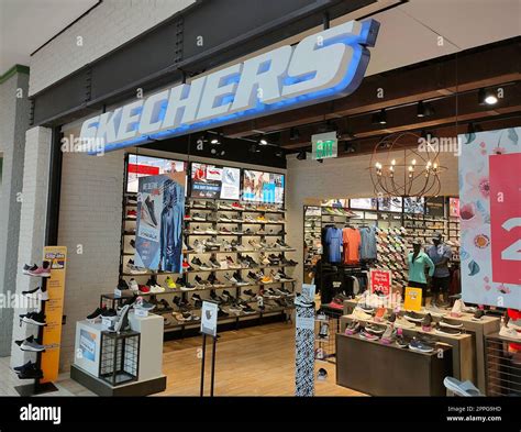 Skechers Shoes Skechers Store Queenstown Skechers factory outlet queenstown discount