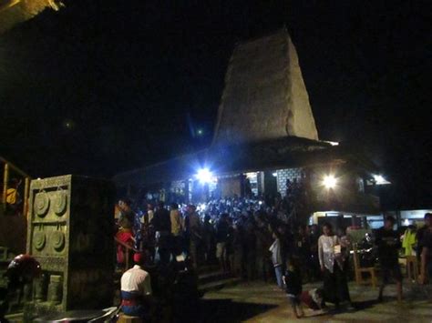 RUMAH BUDAYA SUMBA - Specialty Inn Reviews, Photos, Rate Comparison ...