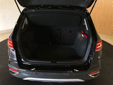 Volkswagen Taos 1.4 250 Tsi Total Flex Confortline Automático 2022 em ...