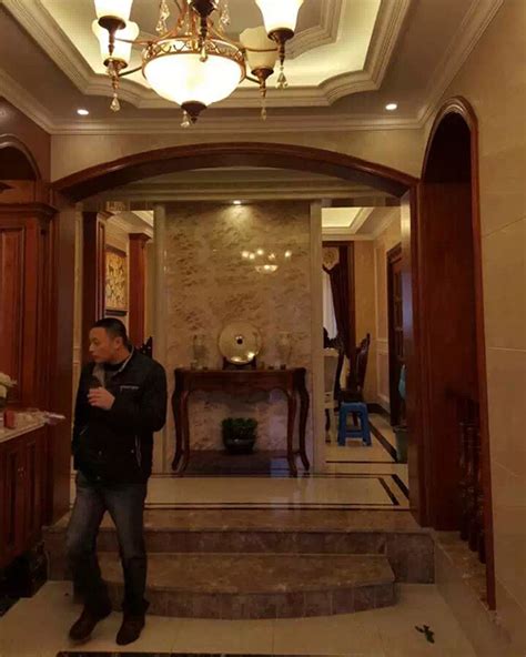 长泰西郊别墅项目装修新古典风格完工实景展示，上海腾龙别墅设计作_装修美图-新浪家居