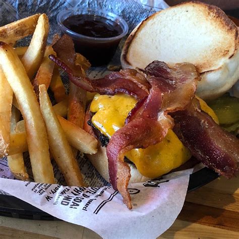 BOONDOX BAR AND GRILLE, Otsego - Menu, Prices & Restaurant Reviews ...