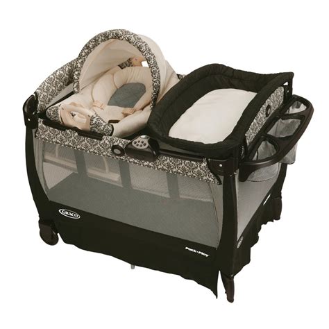 Amazon.com : Graco Pack 'n Play Playard with Cuddle Cove Rocking Seat ...
