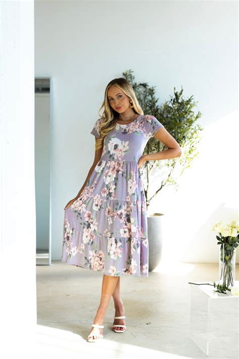 Conservative Dress 的图像结果