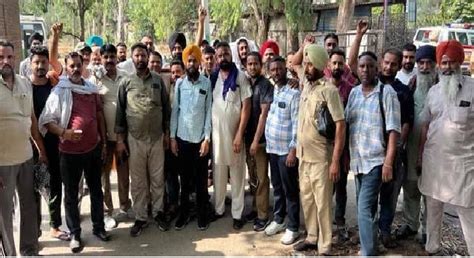 Punjab: घंटों तक रहा सरकारी बसों का चक्का जाम, यात्रियों में मचा ...