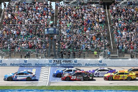 NASCAR results today: Kyle Larson is AdventHealth 400 winner, Kansas final results