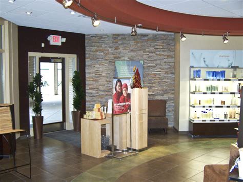 GINGER BAY SALON & SPA - KIRKWOOD - JeFoster