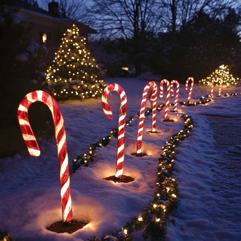 25 Creative Outdoor Christmas Lights Ideas for a Festive Glow!
