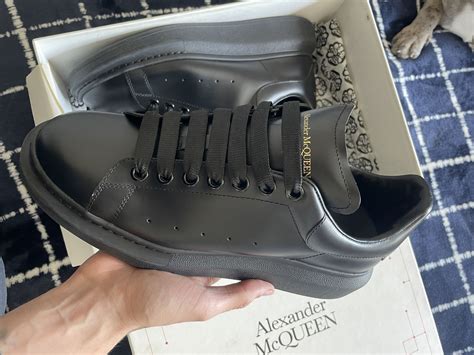 Alexander McQueen All Black for Sale in Lemoore, CA - OfferUp