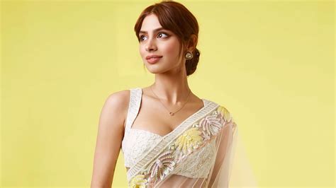 3 of Khushi Kapoor’s festive ensembles that will make a case for ...
