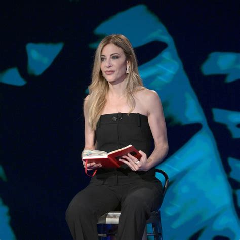 Michele Morrone a Belve: «Ho anestetizzato il dolore per la separazione dalla mia ex con l’alcol ...