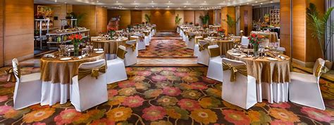 5 Star Hotel Near New Delhi Railway Station & Connaught Place