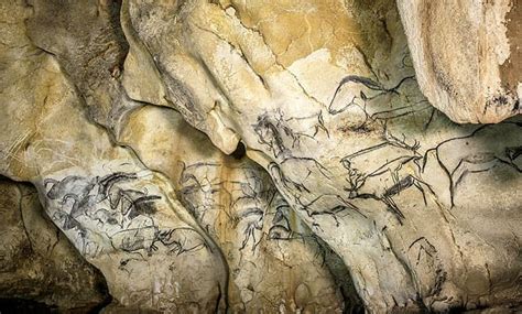 French cave home to earliest drawings wins World Heritage status ...