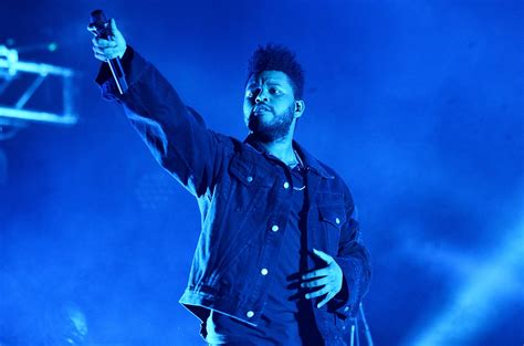 The Weeknd Fans Celebrate Super Bowl Halftime Gig: 'That's a Big W ...