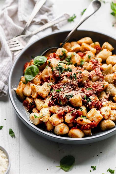 Easy Gnocchi Recipe (How to Make Potato Gnocchi)