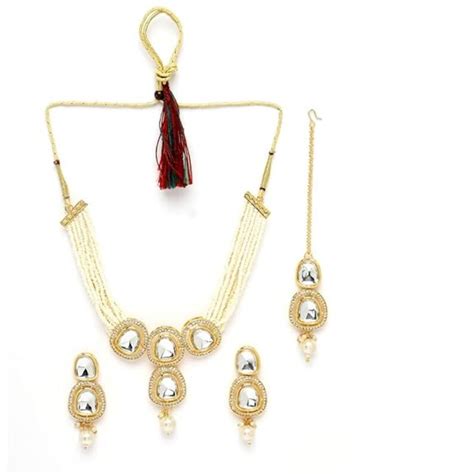 Buy Latest Stylish Traditional Necklace Earrings With Maang Tikka ...