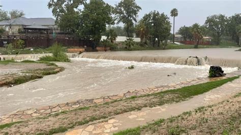 Flooding in SA: Photos and video show the effects of heavy rain and flooding Tuesday | kens5.com