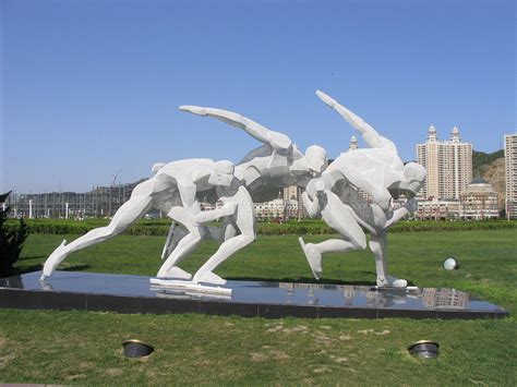 不锈钢抽象骑车雕塑 公园运动雕塑-宏通雕塑