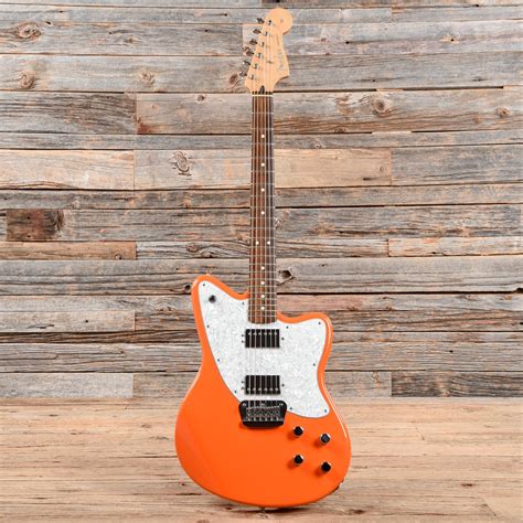 Fender Deluxe Series Toronado Orange – Chicago Music Exchange