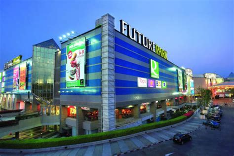 Future Park Rangsit ,the Largest Department Store with the Moving ...