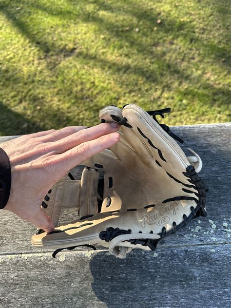 Camel/Black Rawlings Heart Of The Hide I Web. | SidelineSwap