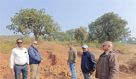 Illegal Mining: खनन माफियाओं का कहर; MP के सिद्धा पर्वत में माइनिंग पर ...