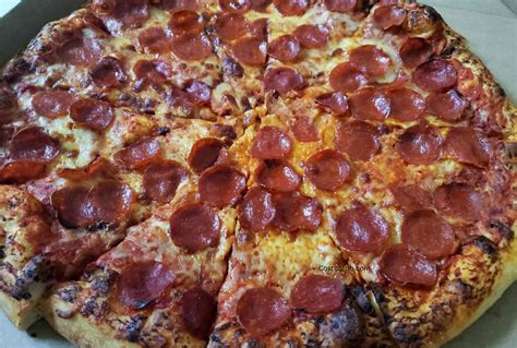 Costco Pizza Calories Revealed+ Nutrition Information