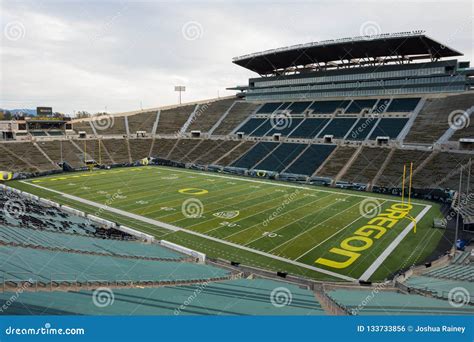 Autzen Stadium in Eugene Oregon at the University of Oregon Editorial Photo - Image of field ...