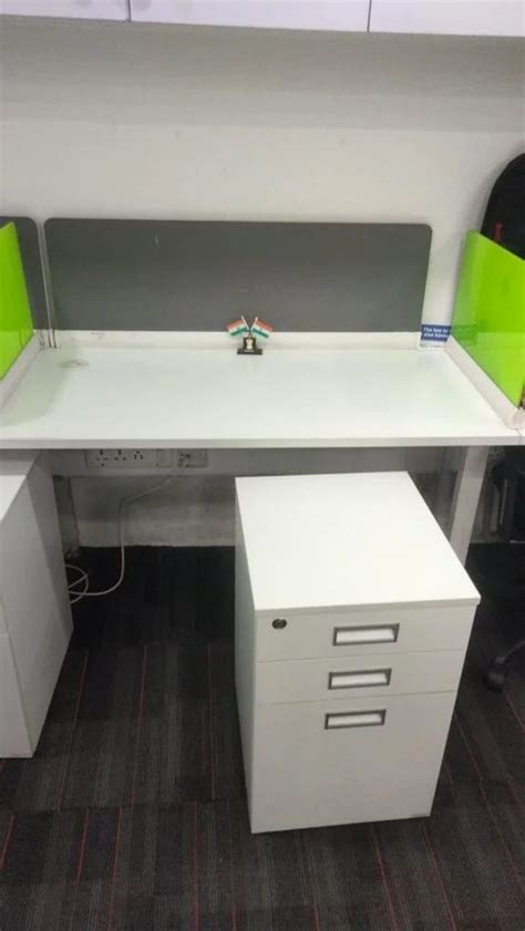 Computer Workstation Table 的图像结果