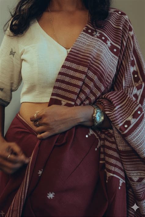 Maroon Mirror Work Bhujodi Handloom Organic Kala Cotton Saree ...