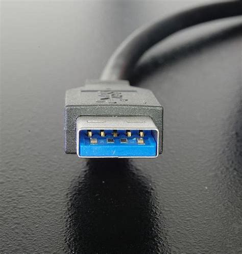 Alienware M16 Universal Serial Bus USB Controller 的图像结果