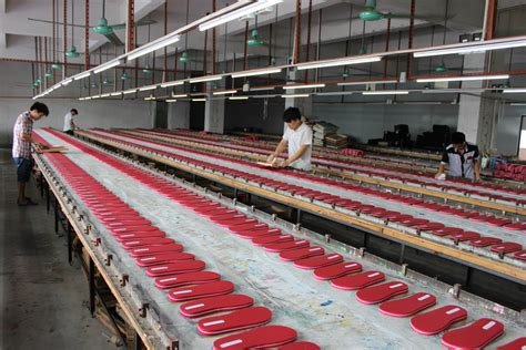 人字拖鞋----东莞市巨峰志远鞋业有限公司|东莞拖鞋厂|EVA拖鞋