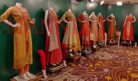 Female Mannequins and Dress Form Manufacturer | Manne-king (A Brand Of ...