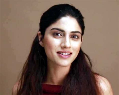Sapna Pabbi's beauty routine | Femina.in