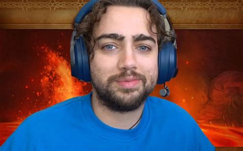 "Vei's dad died" - Mizkif reveals why he and OnlyFangs members have stopped World of Warcraft ...