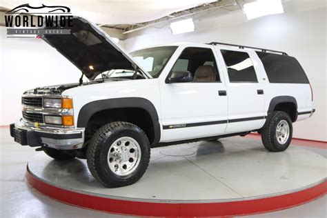 1994 Chevrolet Suburban 1994 Chevrolet (USA) Suburban C1500 Full Range