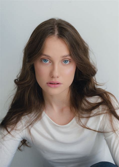 DARINA SUBBOTINA | Snoop Models