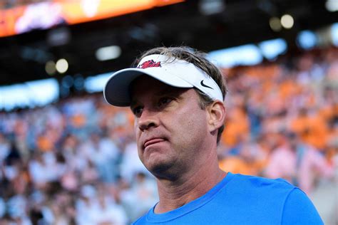 Tennessee football: Vols fans boo Lane Kiffin as Ole Miss Rebels arrive