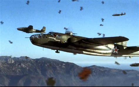 绝密543 第三十六集（大结局），肖占武打下敌机轰炸机-片花视频-免费在线观看-爱奇艺