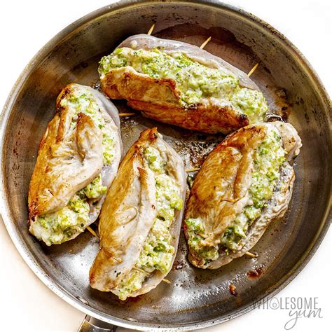 Broccoli Stuffed Chicken Breast (So Easy!) - Wholesome Yum