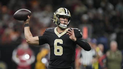 Drake Maye Gets Love from NFL Fans as Patriots Beat Saints for 3rd ...