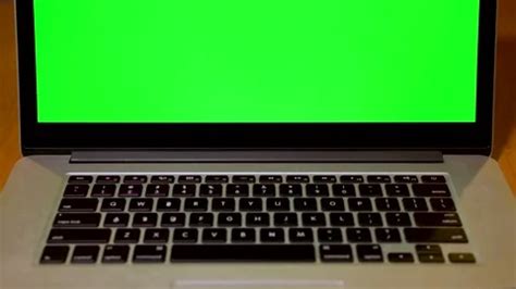 MacBook Green Screen Computer 的图像结果