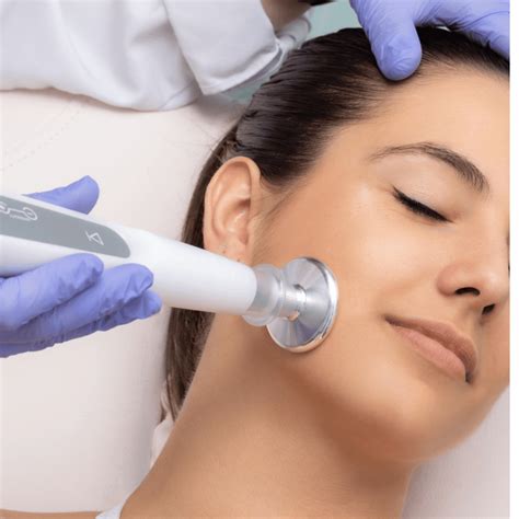 non surgical face lift by Dr Nizar Hamadeh | Facial Rejuvenation without Surgery